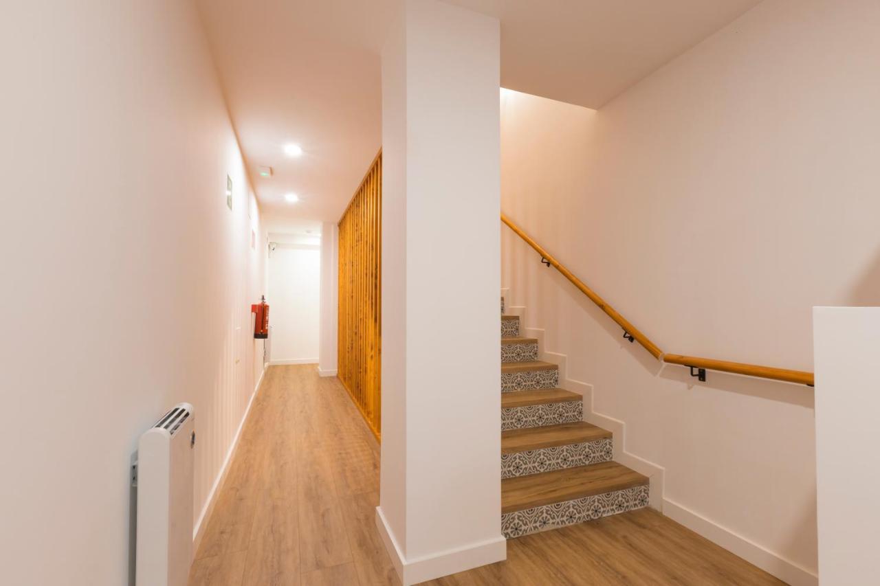 Maile Apartamentos Потес Екстериор снимка