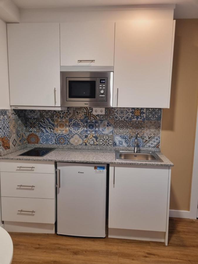 Maile Apartamentos Потес Стая снимка