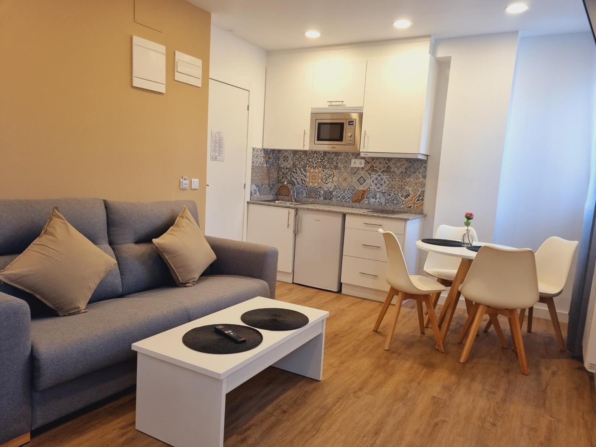 Maile Apartamentos Потес Стая снимка